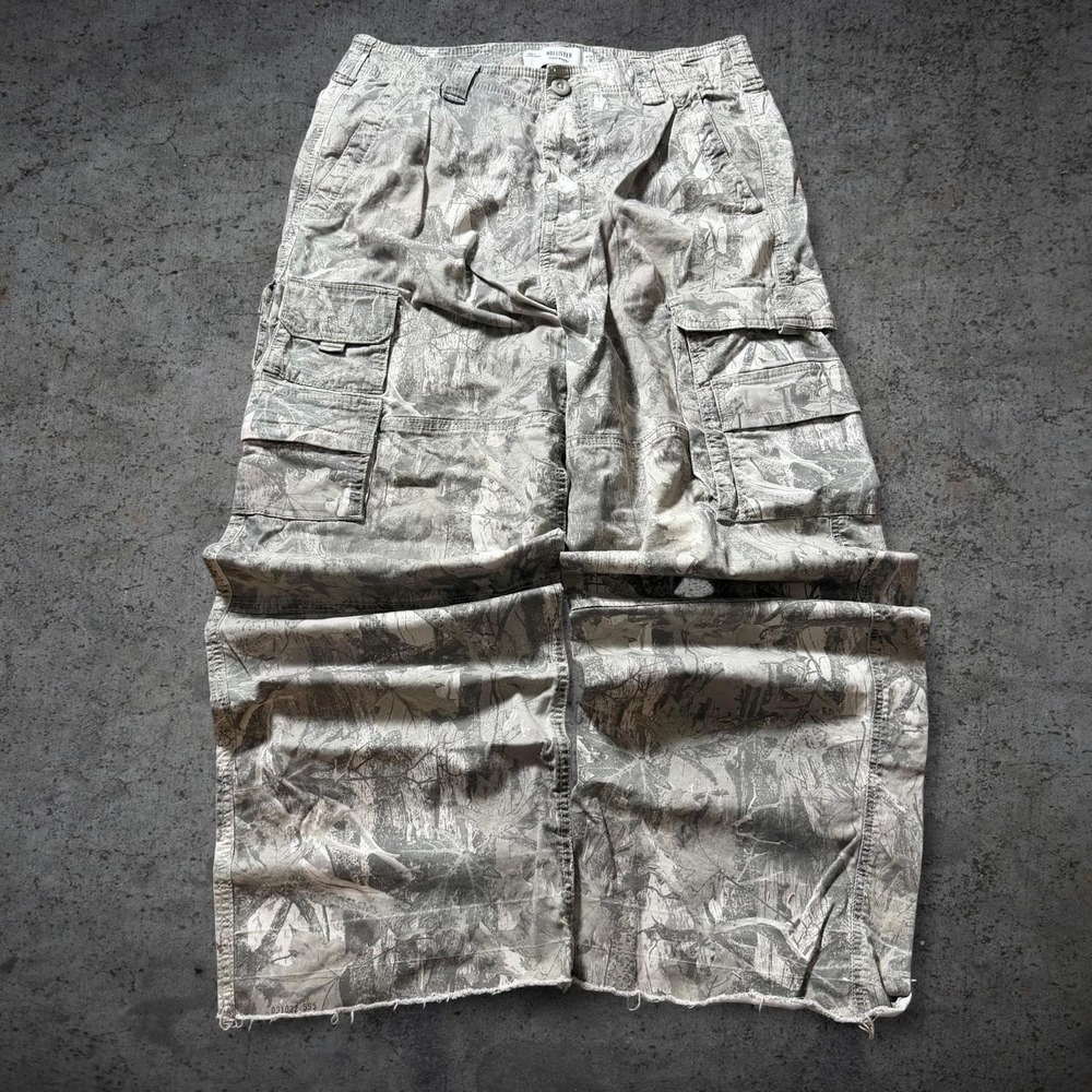 Hollister Super Baggy Camo Pants Size 34 Skate Streetwear Outdoors Retro